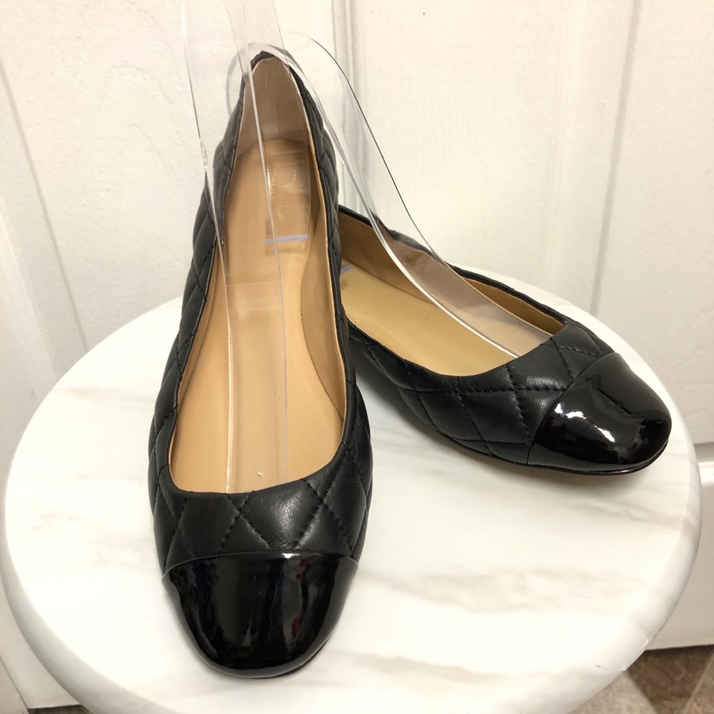 Ann Taylor Black Flats 6.5 Quilted Leather
